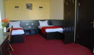 Отель Hotel Ancor Бухарест Двухместный номер бизнес-класса с 2 отдельными кроватями-2