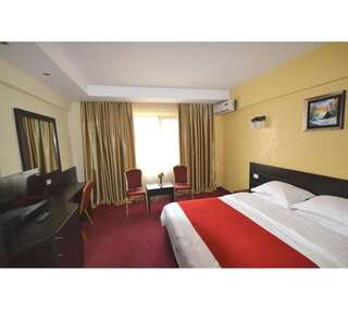Отель Hotel Ancor Бухарест Люкс с 1 спальней-12